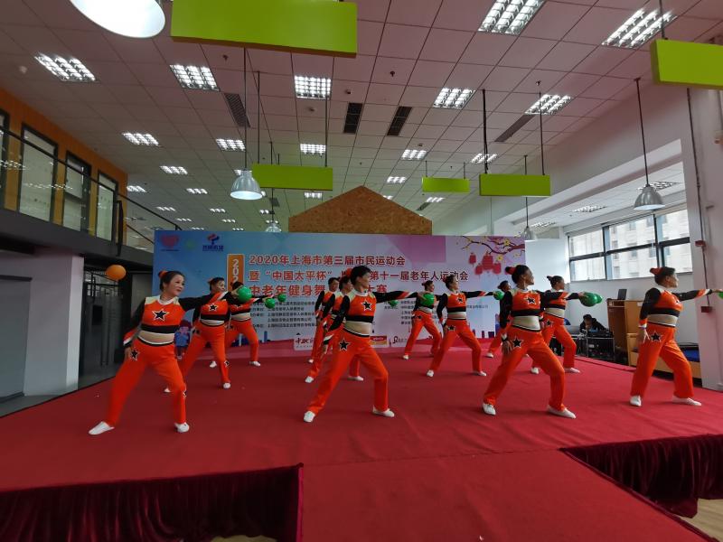 上海市社區(qū)<a href=http://m.017771.cn target=_blank class=infotextkey>健身</a>俱樂部