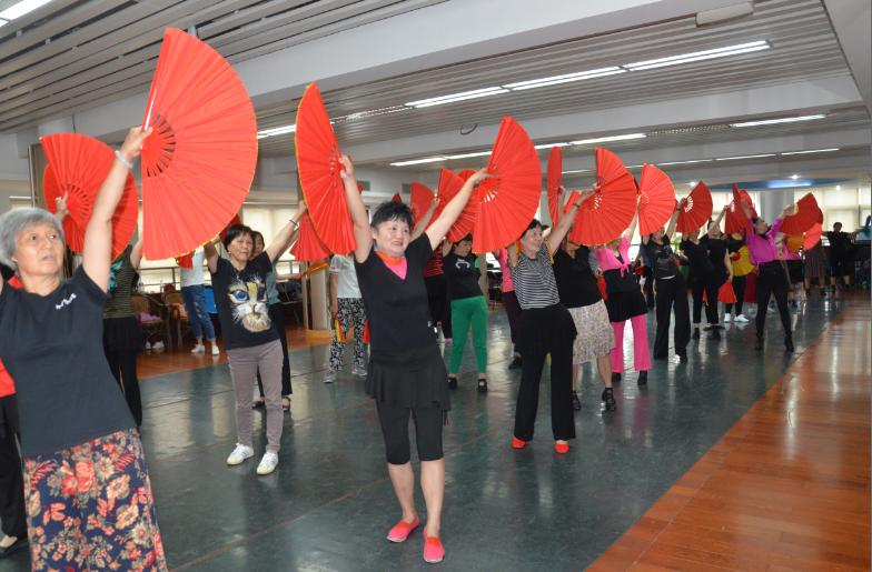 上海市社區(qū)<a href=http://m.017771.cn target=_blank class=infotextkey>健身</a>俱樂部 上海市社區(qū)<a href=http://m.017771.cn target=_blank class=infotextkey>健身</a>俱樂部