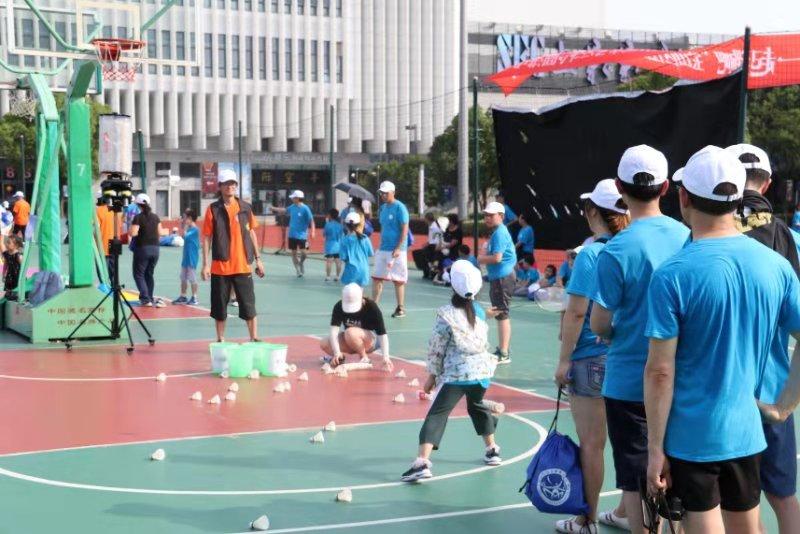 上海市社區(qū)<a href=http://m.017771.cn target=_blank class=infotextkey>健身</a>俱樂(lè)部 上海市社區(qū)<a href=http://m.017771.cn target=_blank class=infotextkey>健身</a>俱樂(lè)部
