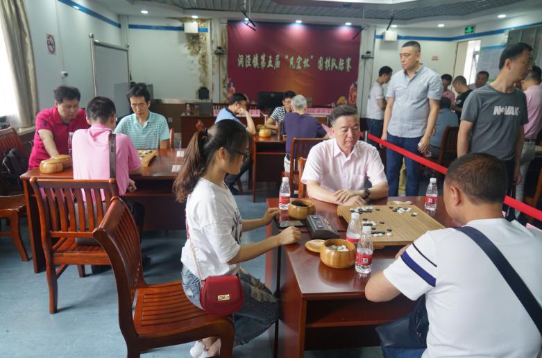 上海市社區(qū)<a href=http://m.017771.cn target=_blank class=infotextkey>健身</a>俱樂部