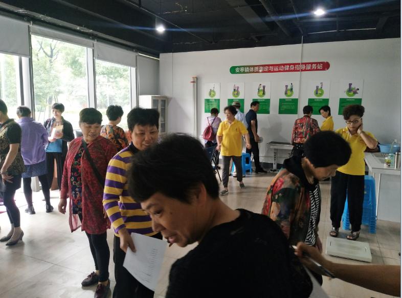 上海市社區(qū)<a href=http://m.017771.cn target=_blank class=infotextkey>健身</a>俱樂部 上海市社區(qū)<a href=http://m.017771.cn target=_blank class=infotextkey>健身</a>俱樂部
