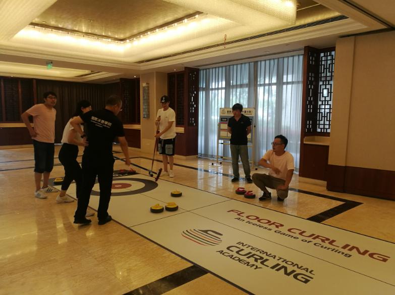 上海市社區(qū)<a href=http://m.017771.cn target=_blank class=infotextkey>健身</a>俱樂部