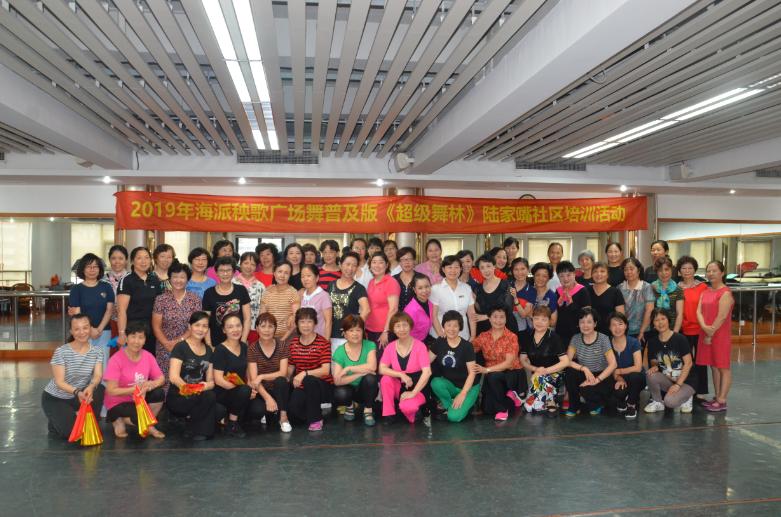 上海市社區(qū)<a href=http://m.017771.cn target=_blank class=infotextkey>健身</a>俱樂部 上海市社區(qū)<a href=http://m.017771.cn target=_blank class=infotextkey>健身</a>俱樂部