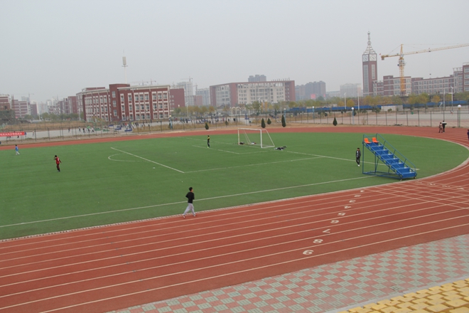 北京交通大學黃驊分校4*4<a href=http://m.017771.cn target=_blank class=infotextkey>塑膠跑道</a>工程實例