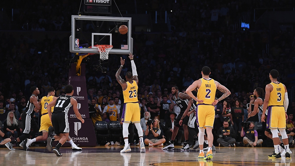 【NBA】這都行？湖人因罰球太少向聯(lián)盟申訴