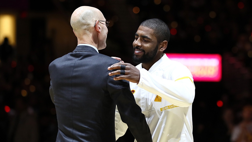 【NBA】鬧大了！聯(lián)盟總裁都催他打疫苗