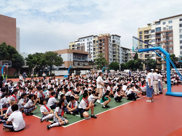 消防疏散常演練，安全意識(shí)記心間