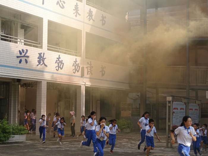 【我為群眾辦實事】開發(fā)區(qū)第二小學開展消防應急疏散演練