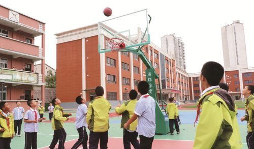 千陽(yáng)縣啟文小學(xué)改擴(kuò)建項(xiàng)目投用：2800多名小學(xué)生進(jìn)入新學(xué)校