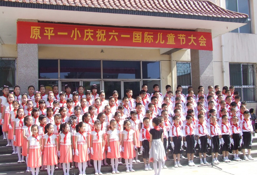山西教育部回應，女小學老師對學生做“背調”，并將學生分類