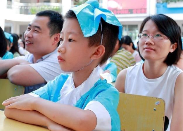 小學(xué)1年級(jí)新生家長(zhǎng)，拒絕課后延時(shí)服務(wù)，原因很現(xiàn)實(shí)與收費(fèi)無(wú)關(guān)
