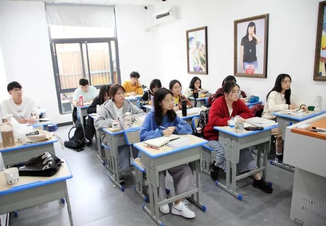 高考不用考英語？嗯！你還可以選考其他5個(gè)語種