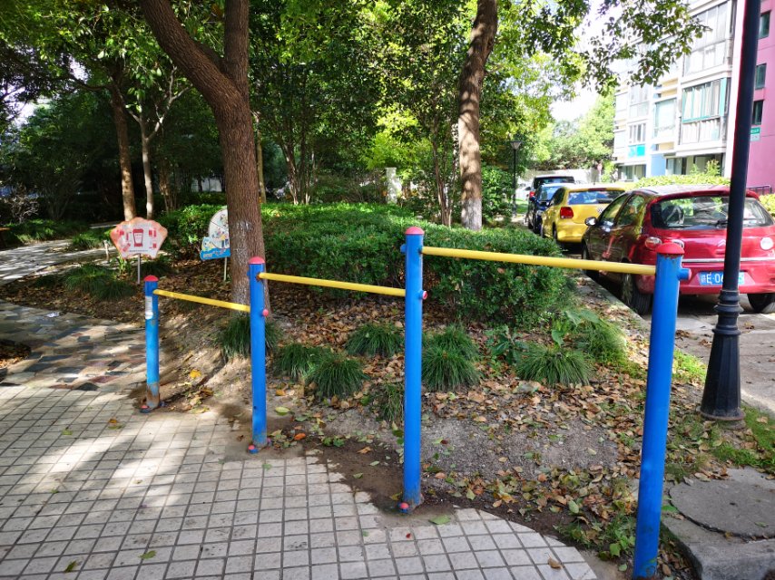 擱腿杠