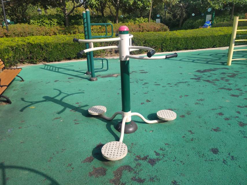 扭腰器