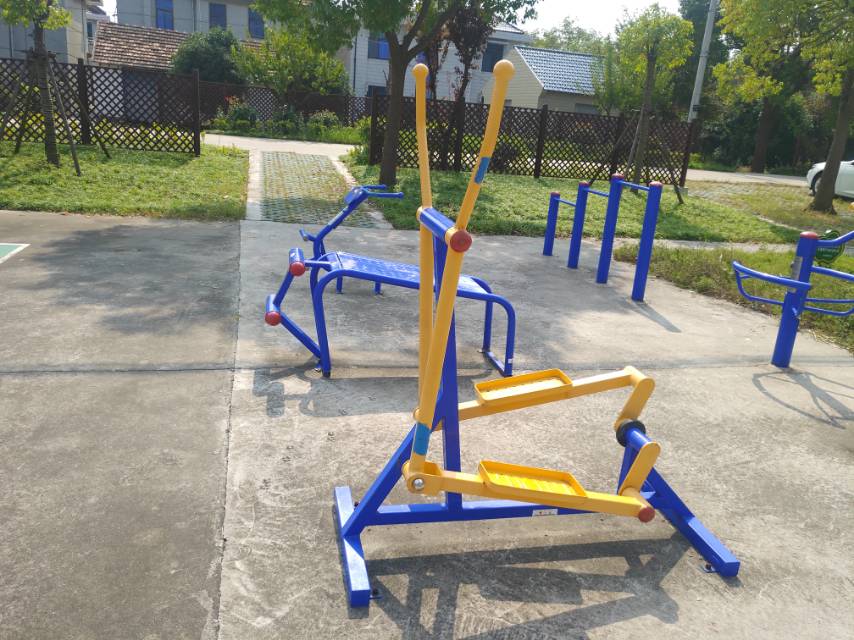 室外橢圓機
