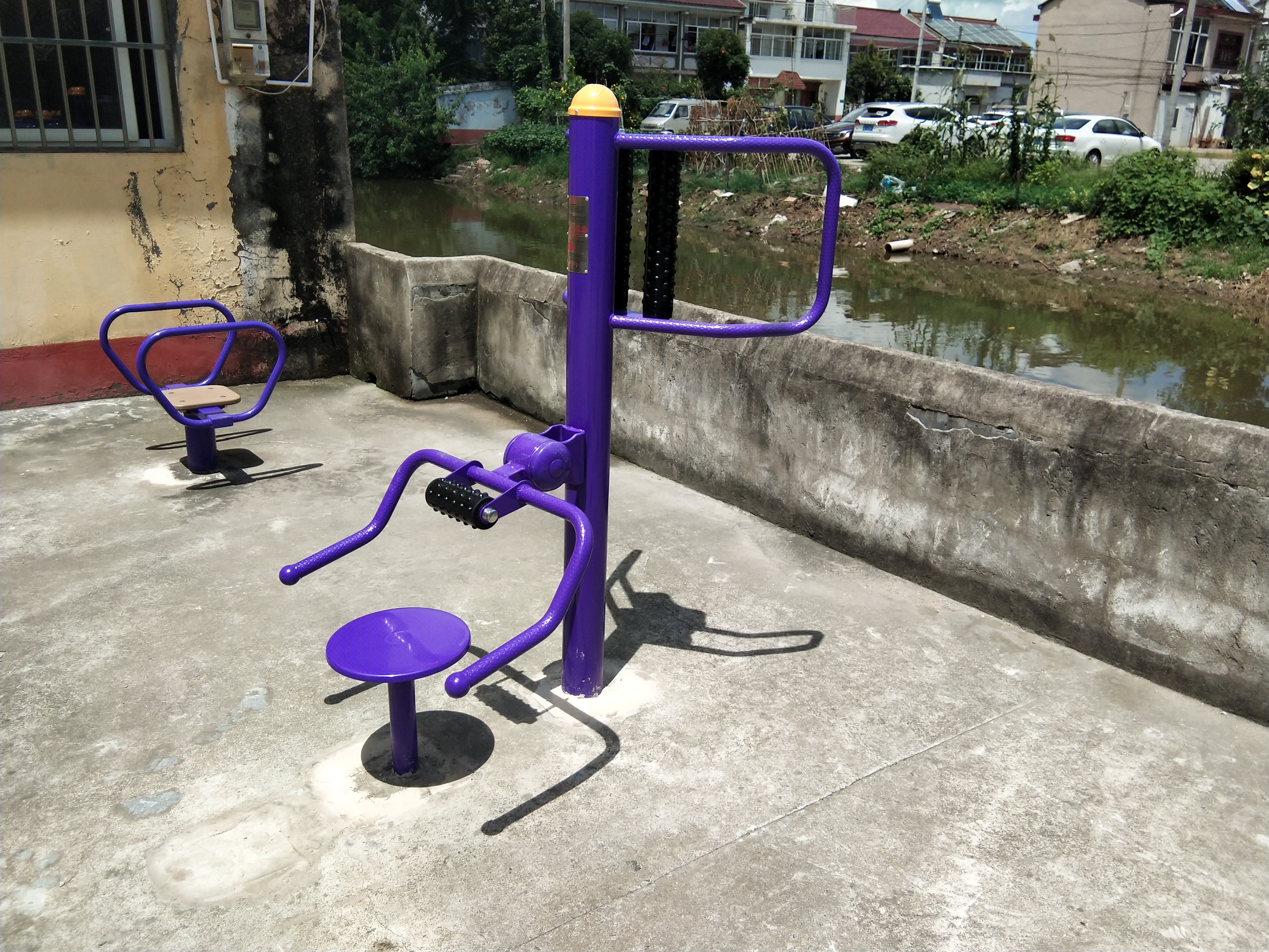 腰背按摩器