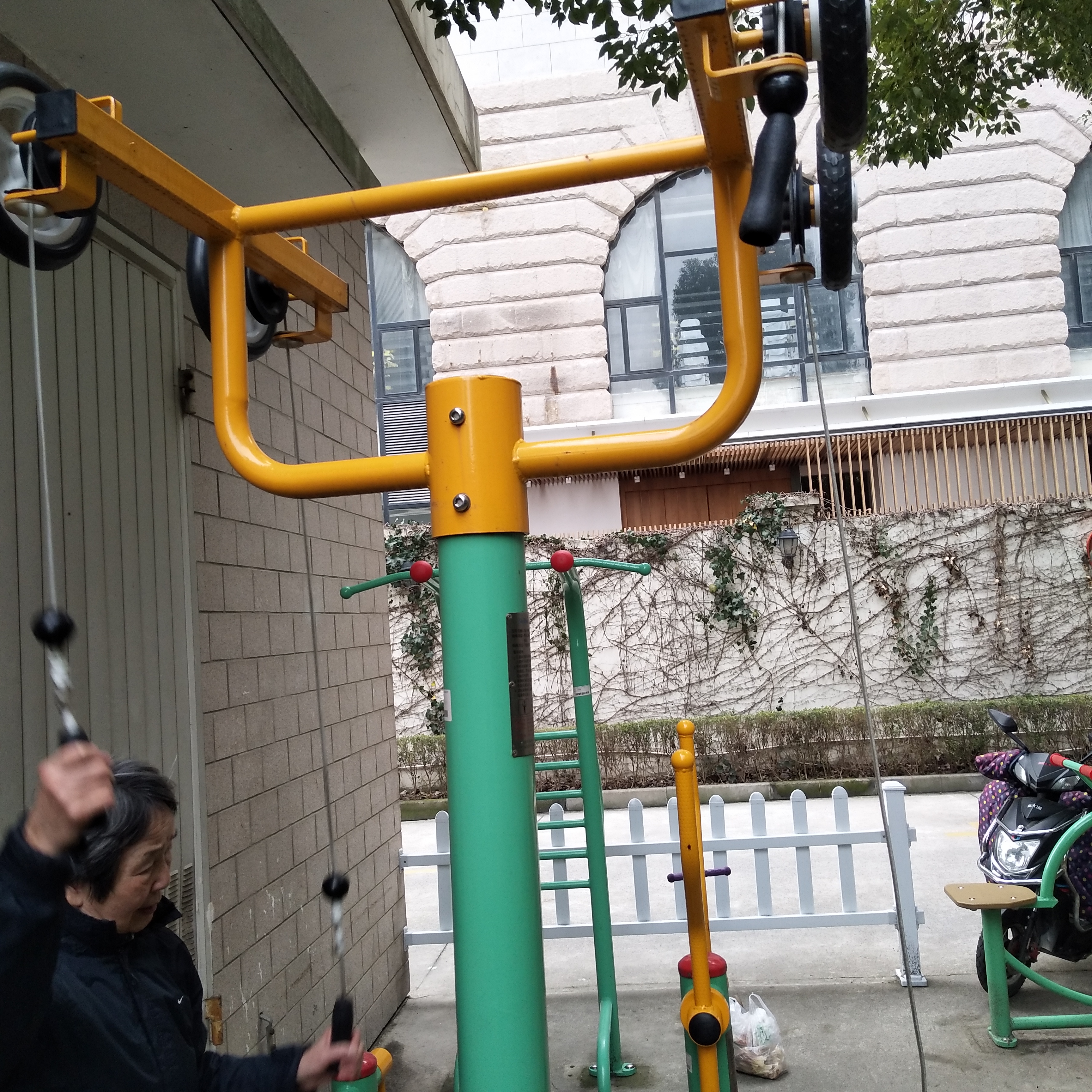 上肢牽引器