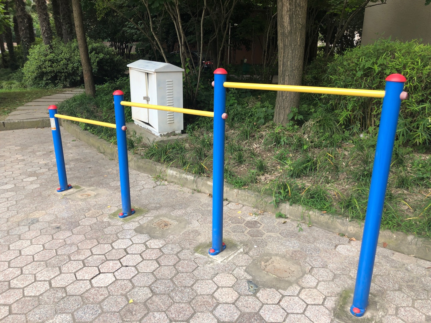 壓腿杠