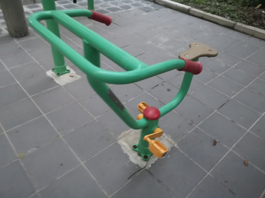 直立健身車