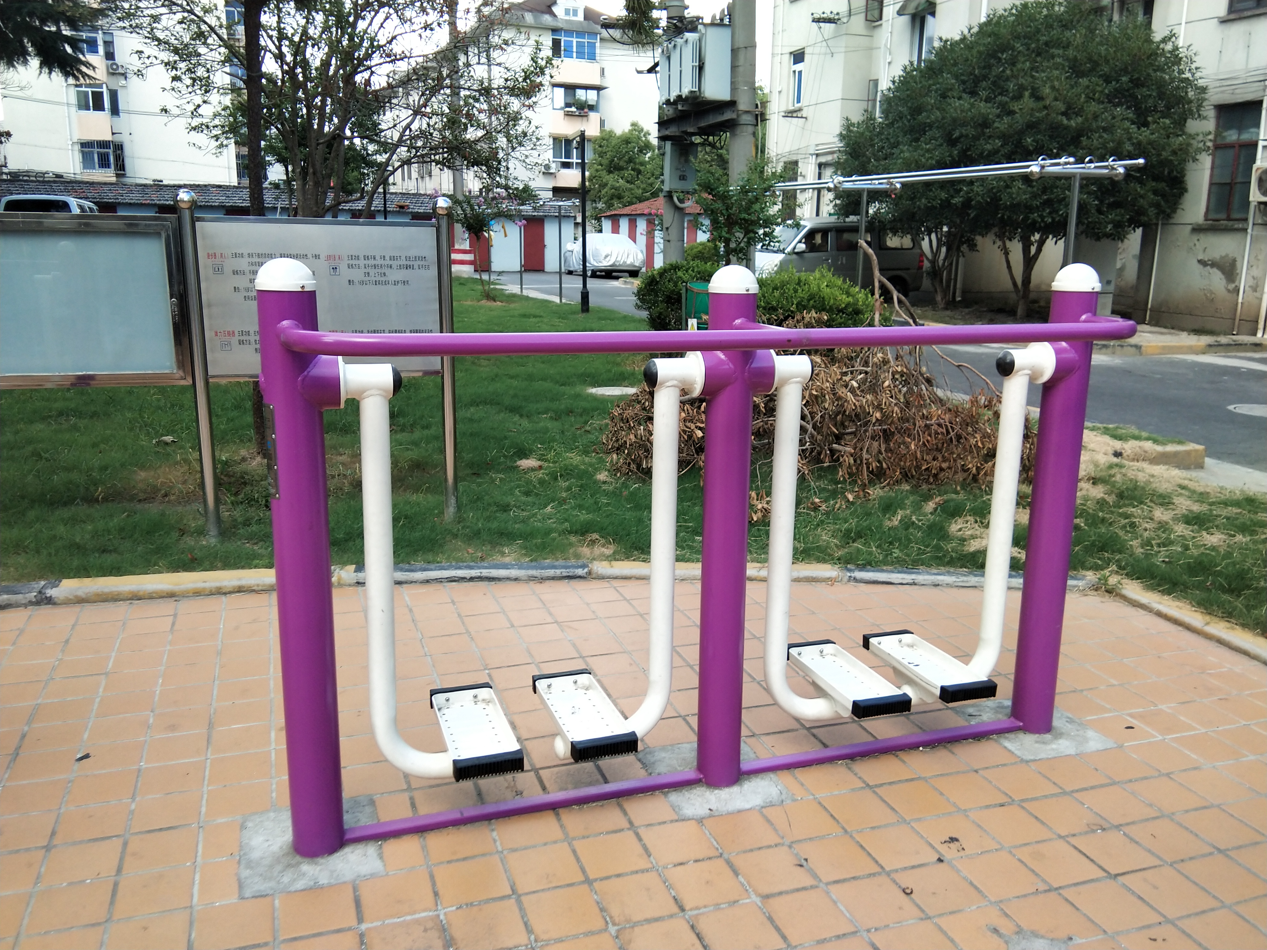 雙位漫步機