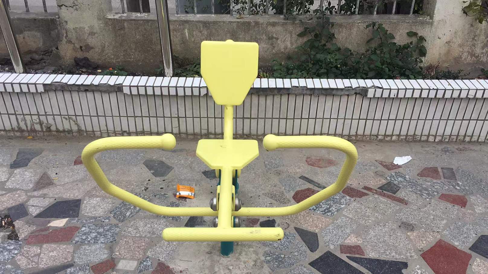 劃船器