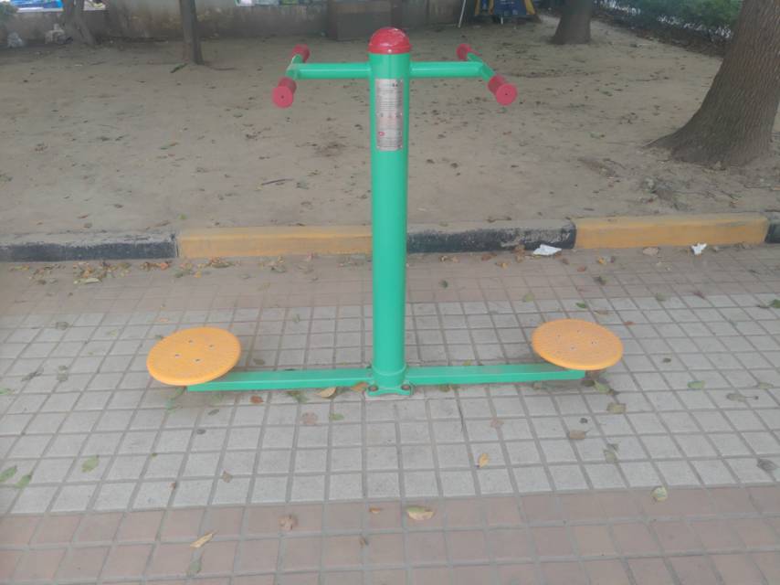 雙位扭腰器