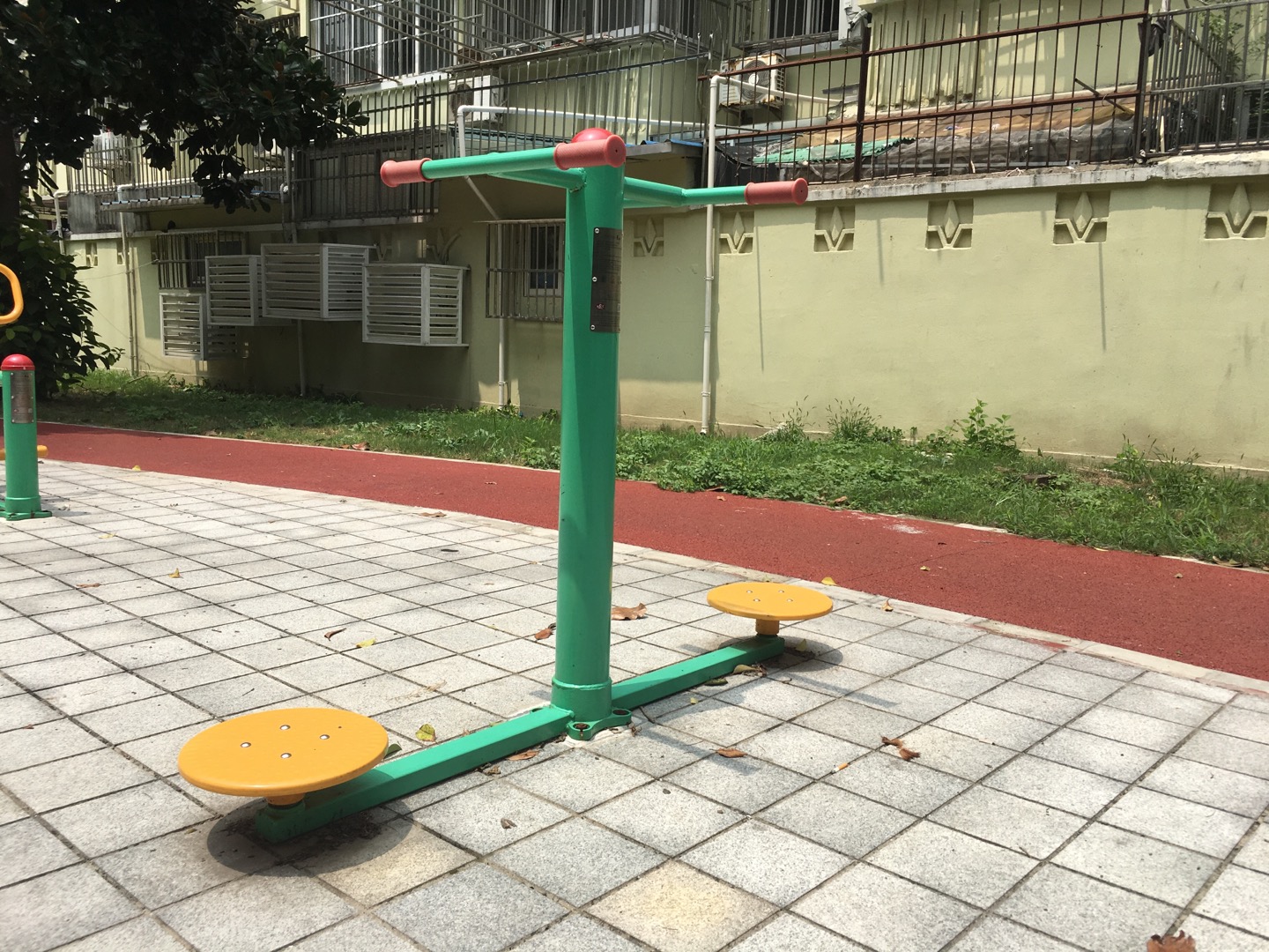 二位扭腰器