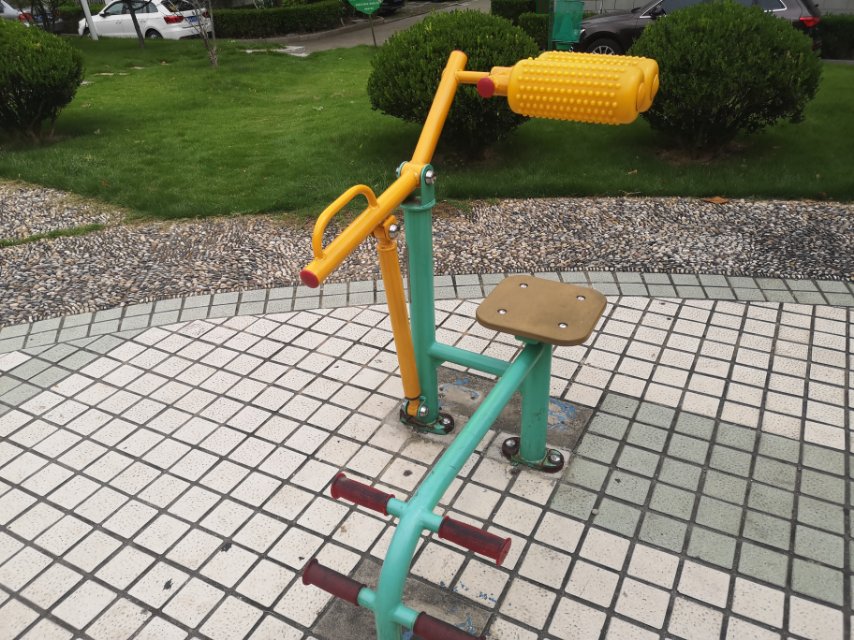 腹背鍛煉器