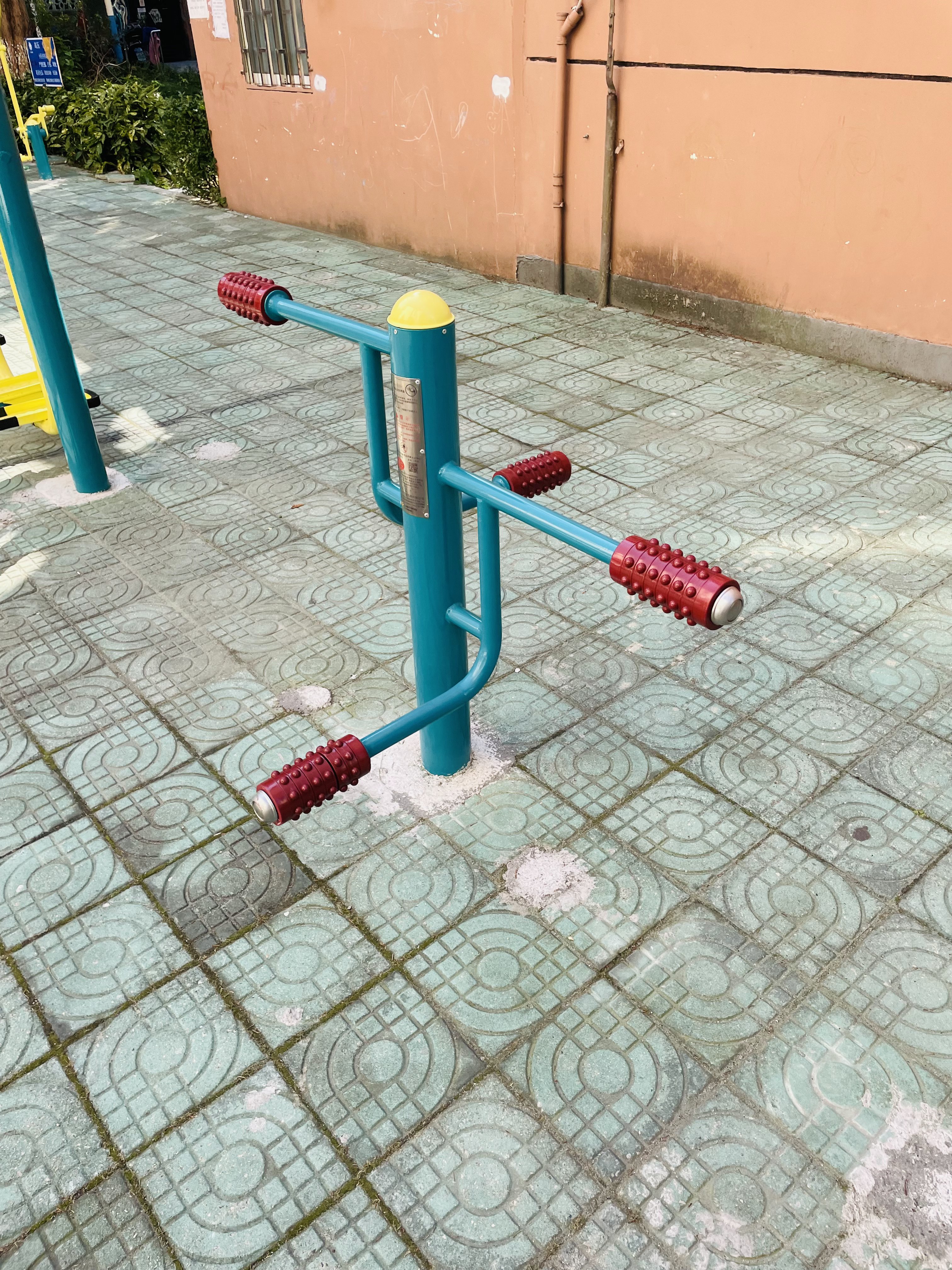 四級(jí)壓腿按摩器