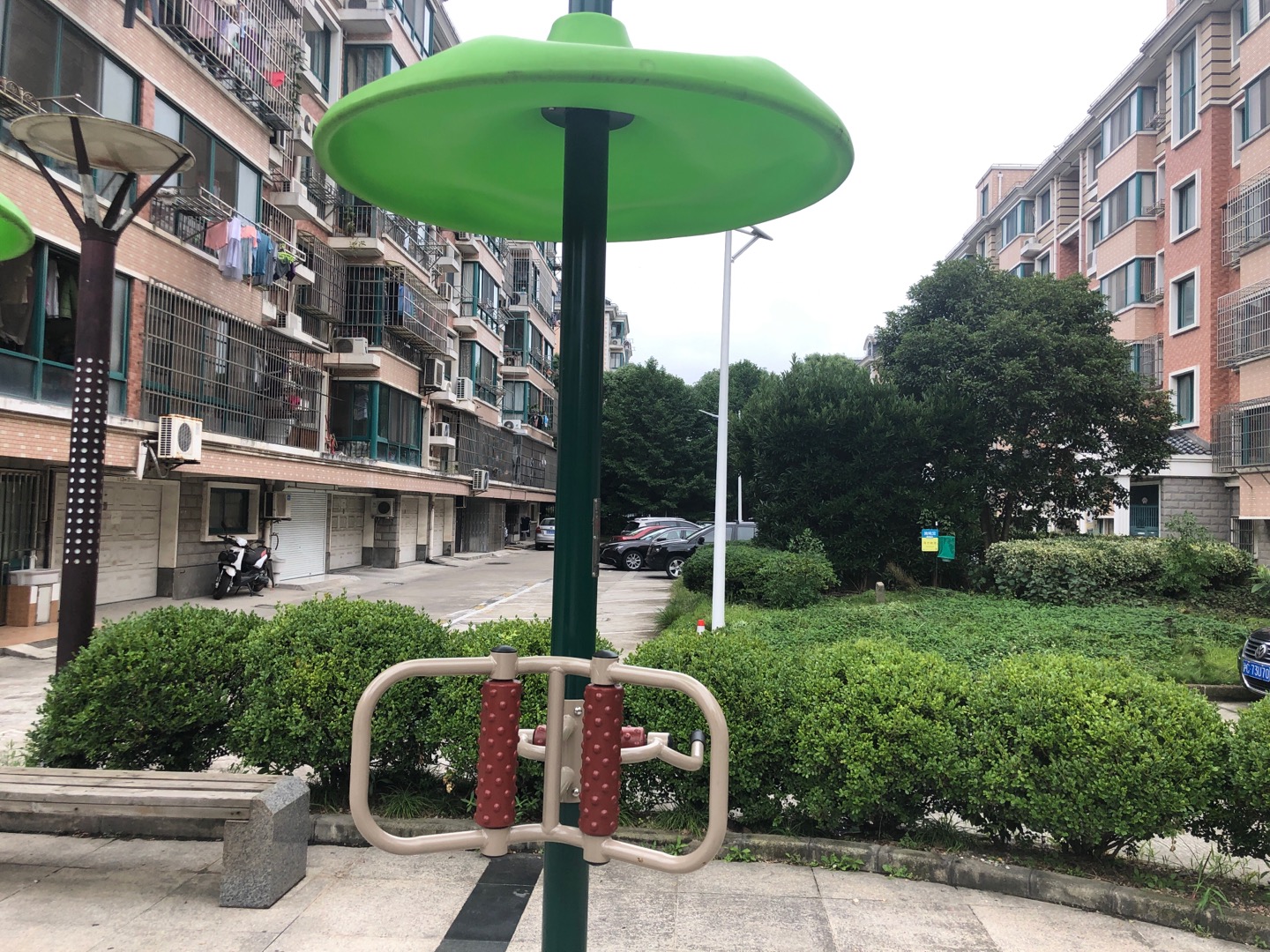 腰背按摩器