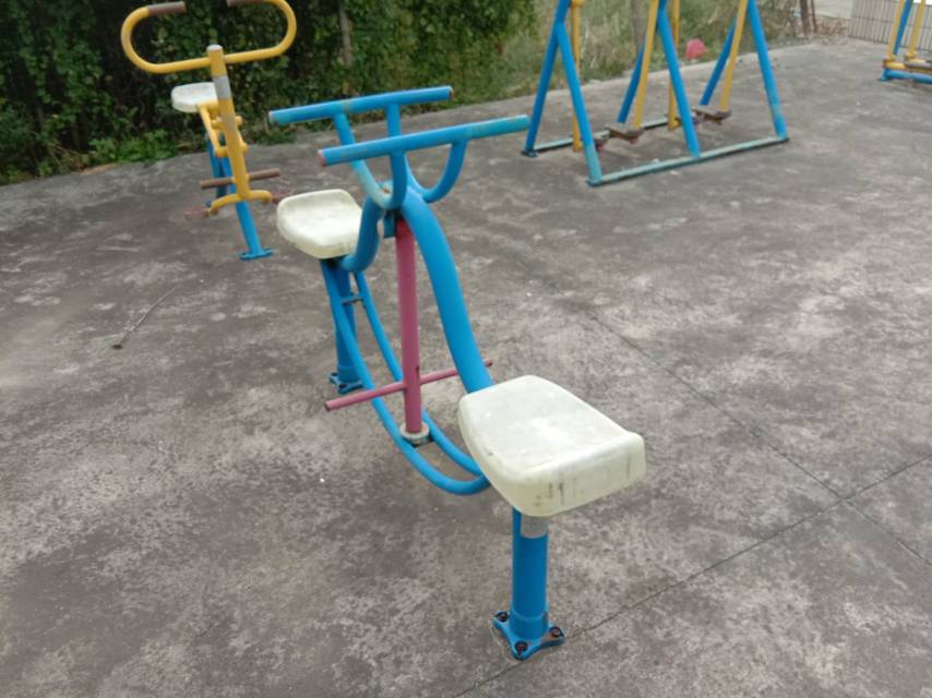 下肢鍛煉器