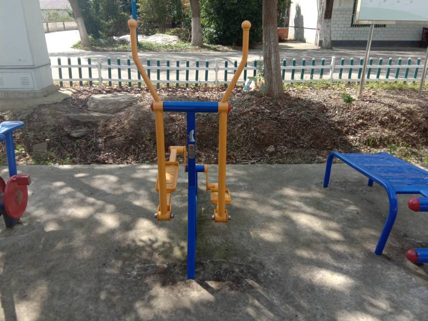 室外橢圓機