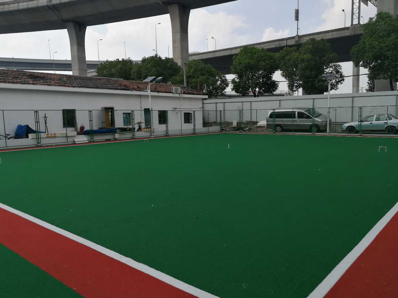 新虹街道西華美路市民球場(chǎng)