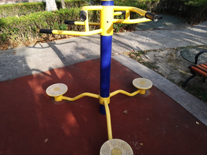 三人扭腰器