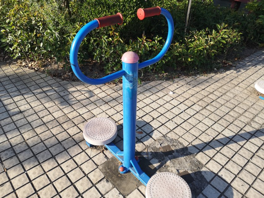 扭腰器