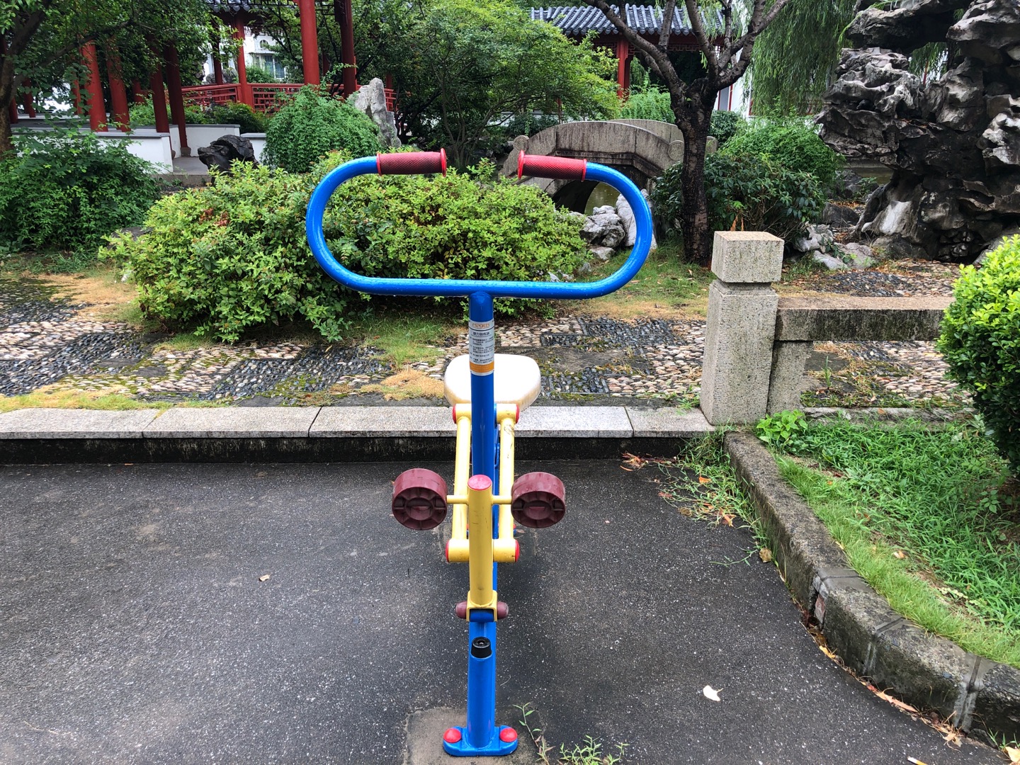 腰力鍛煉器