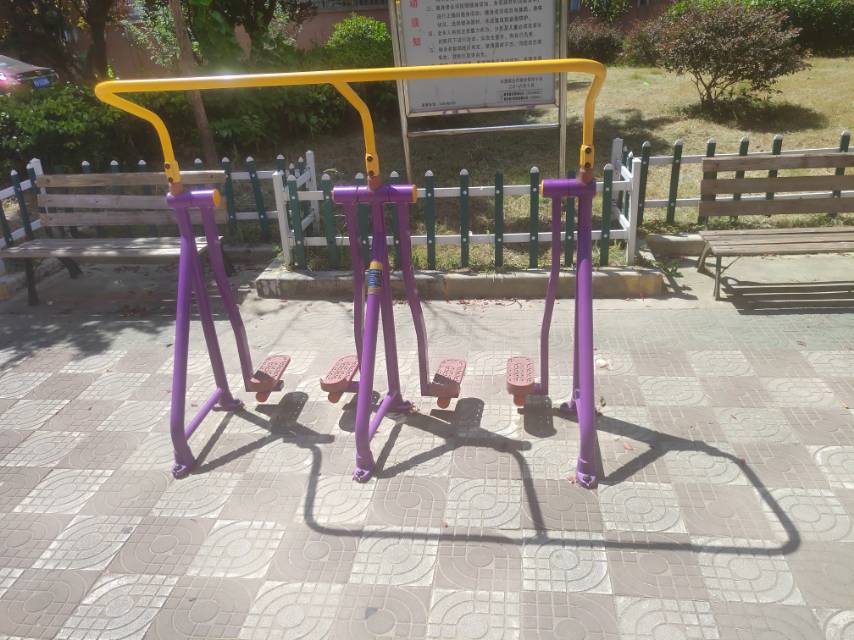 太空漫步器