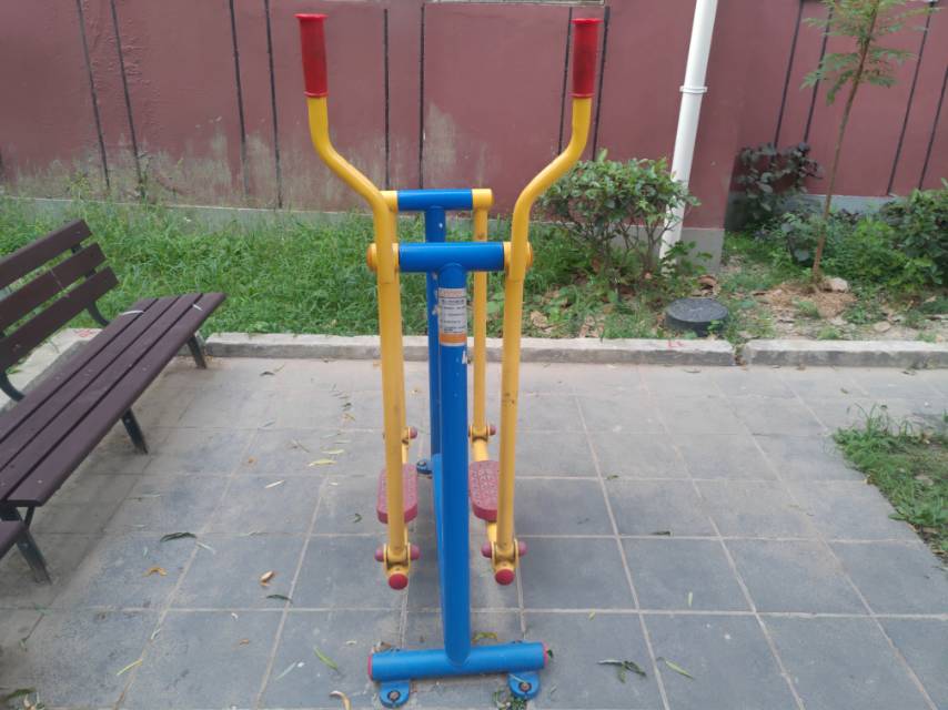 單人漫步器