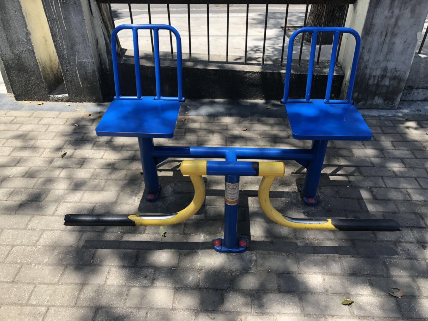 下肢訓練器