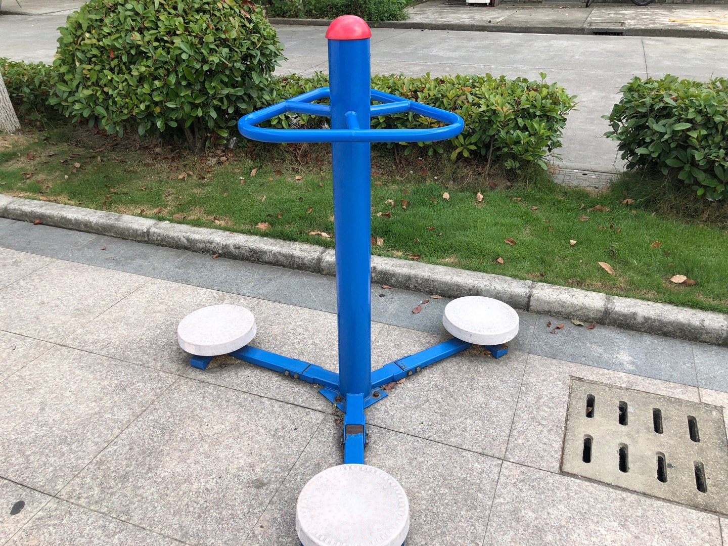 三人扭腰器