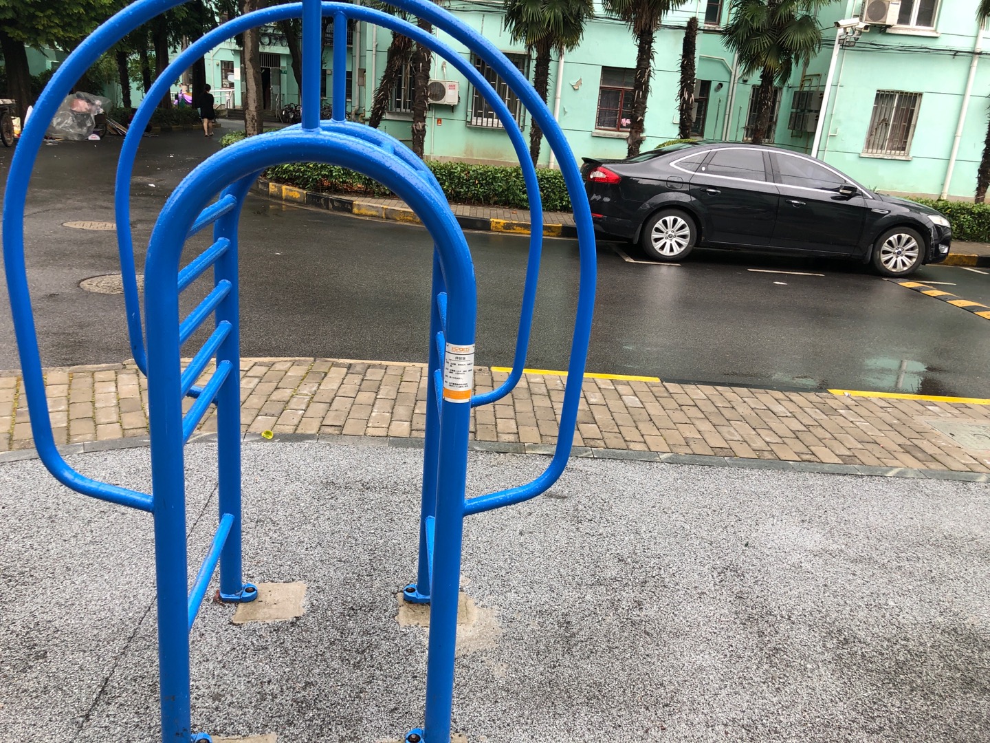 伸背器