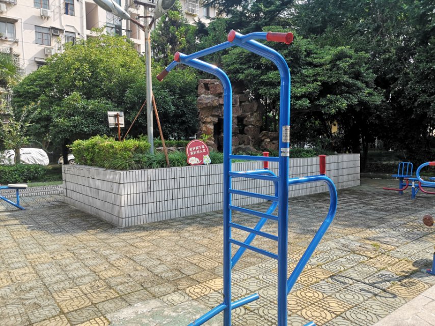 多功能鍛煉器