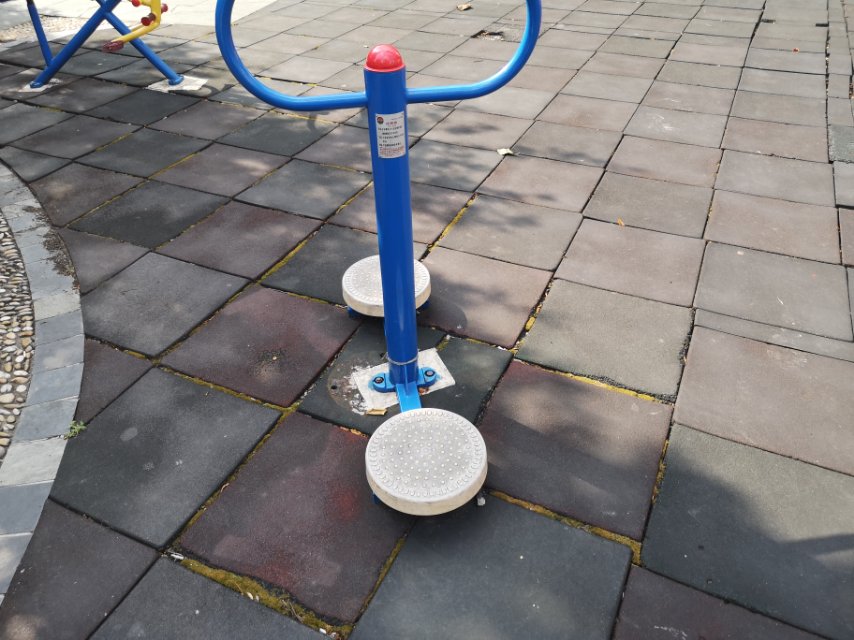 扭腰器