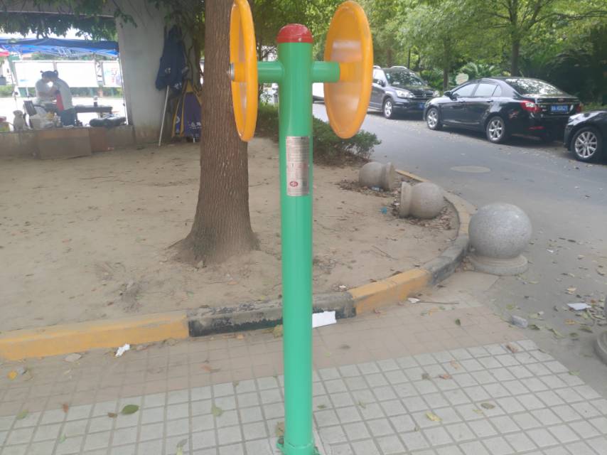 臂力訓練器