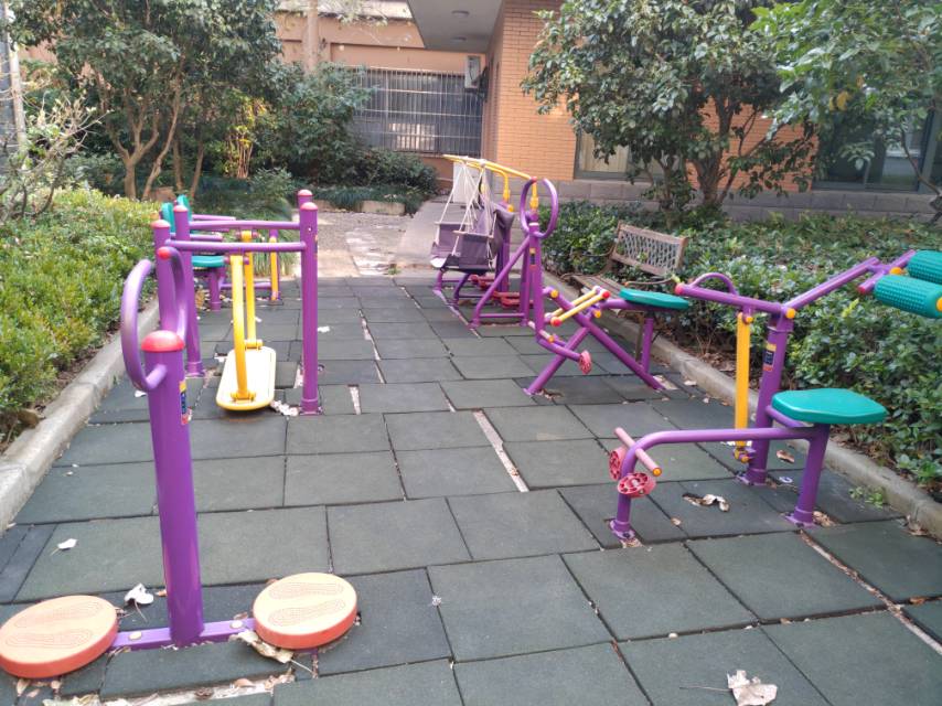 新寺新街市民益智健身苑點