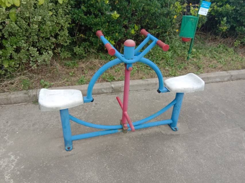 下肢鍛煉器
