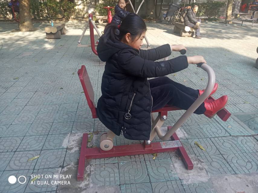 劃船器