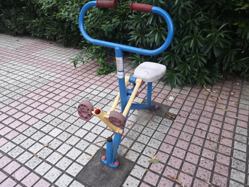 腰力鍛煉器