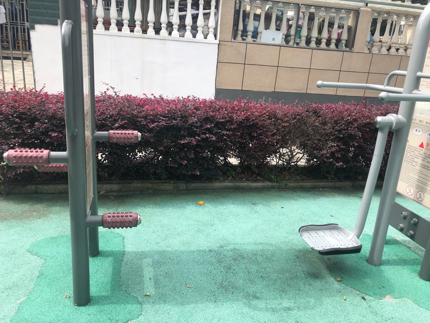 四級(jí)壓腿按摩器
