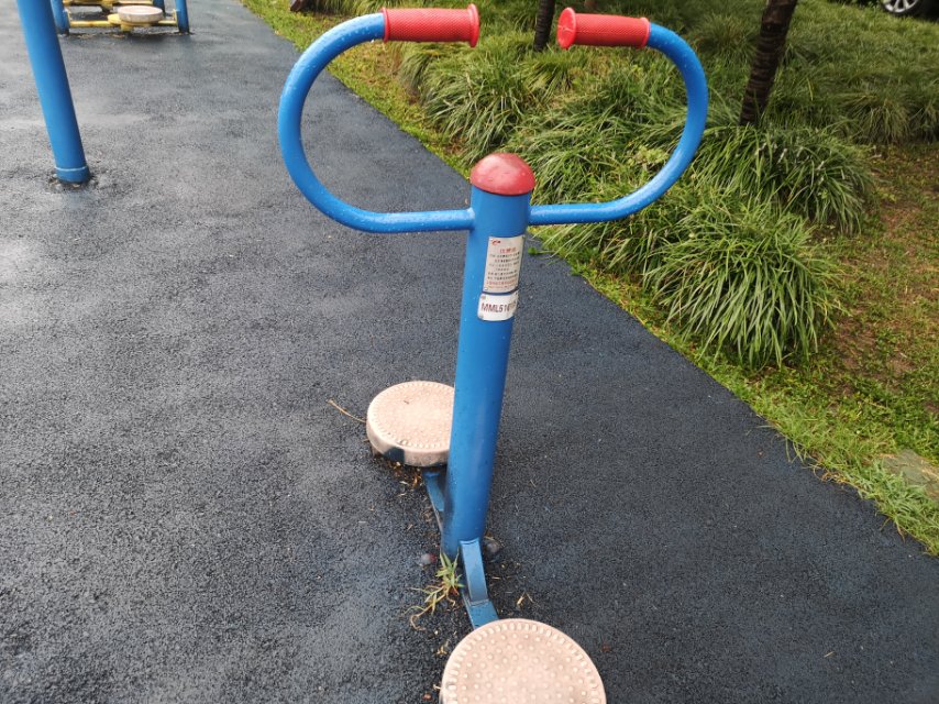 扭腰器